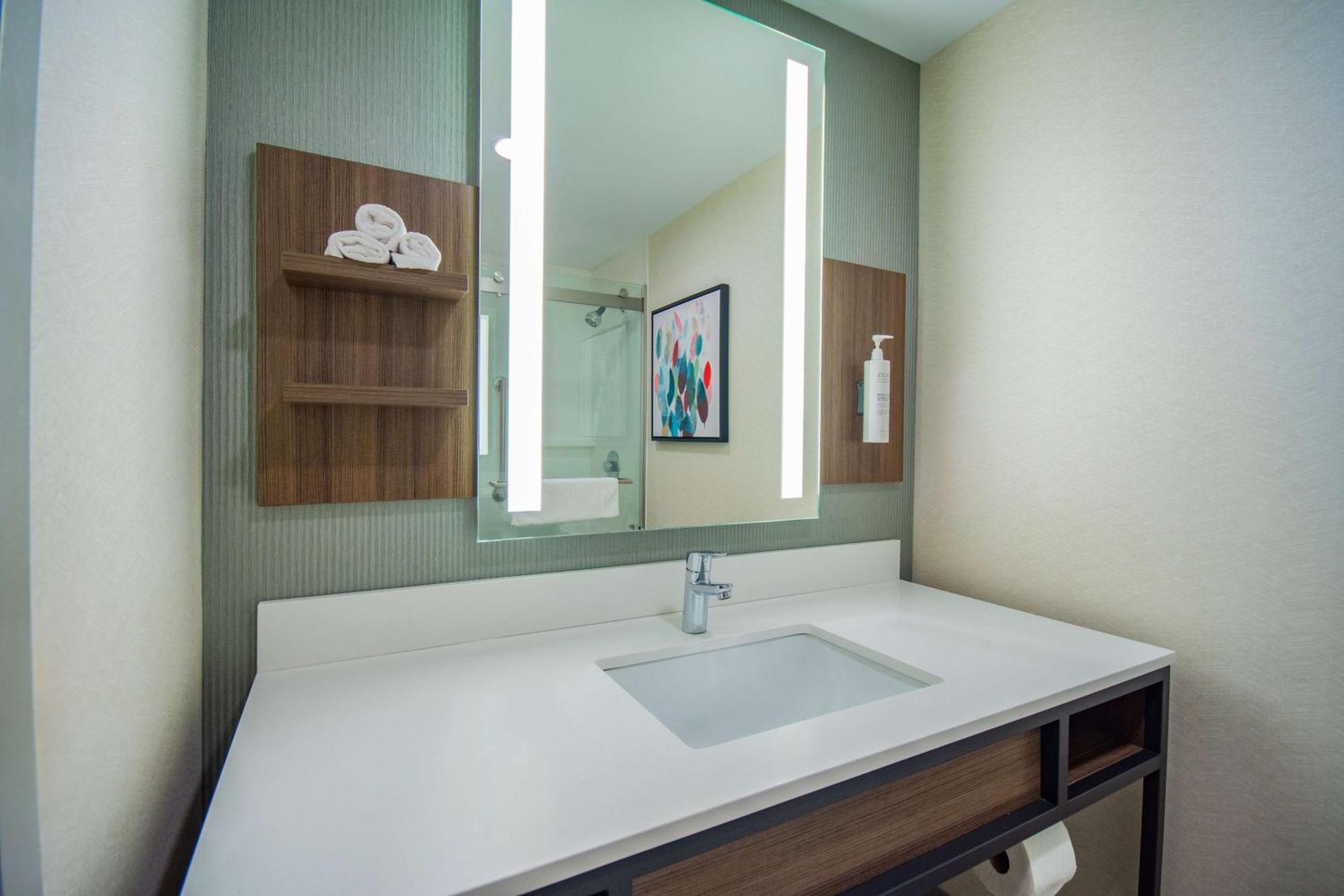 Hilton Garden Inn Danbury Exterior foto
