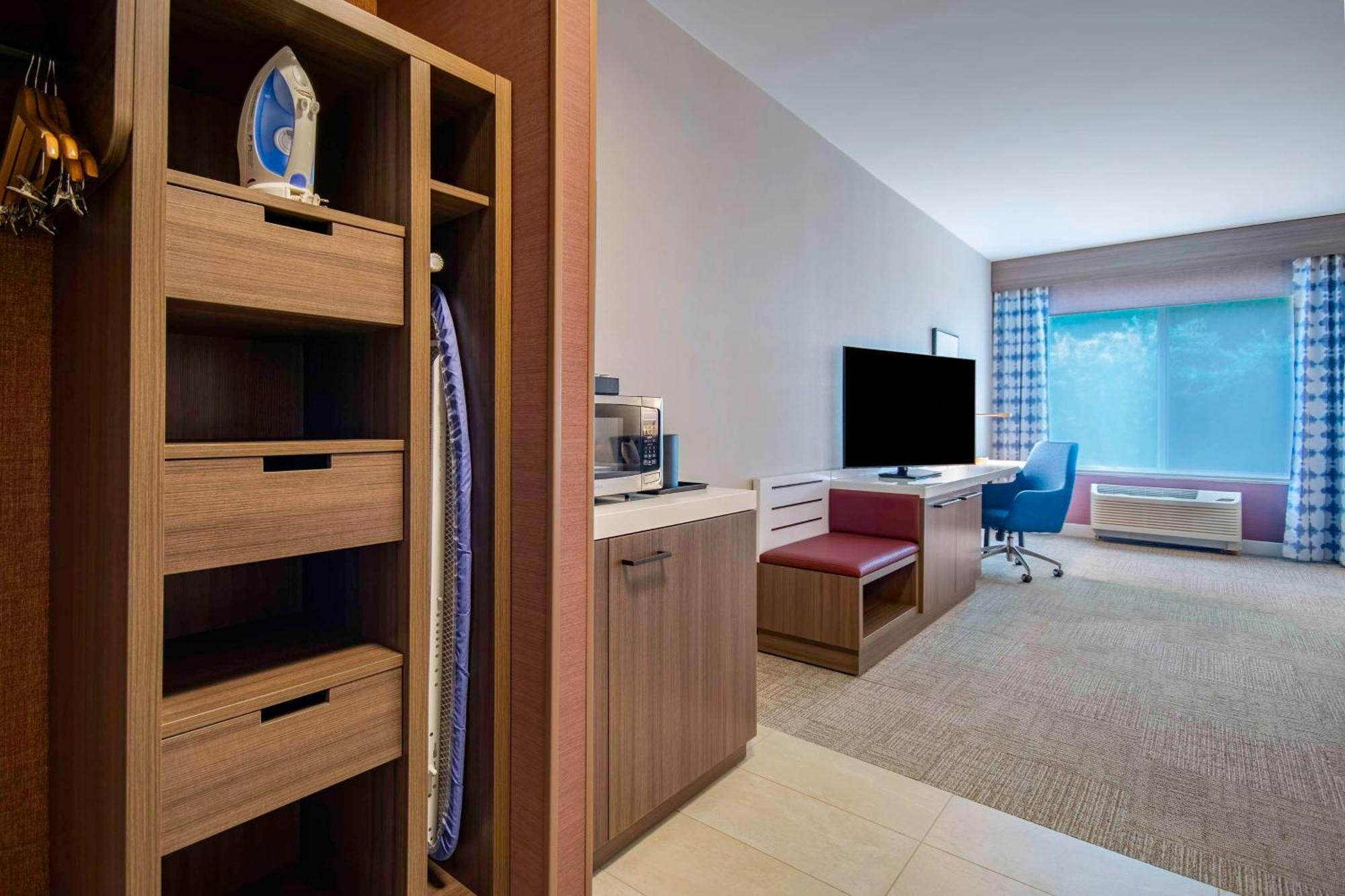 Hilton Garden Inn Danbury Exterior foto