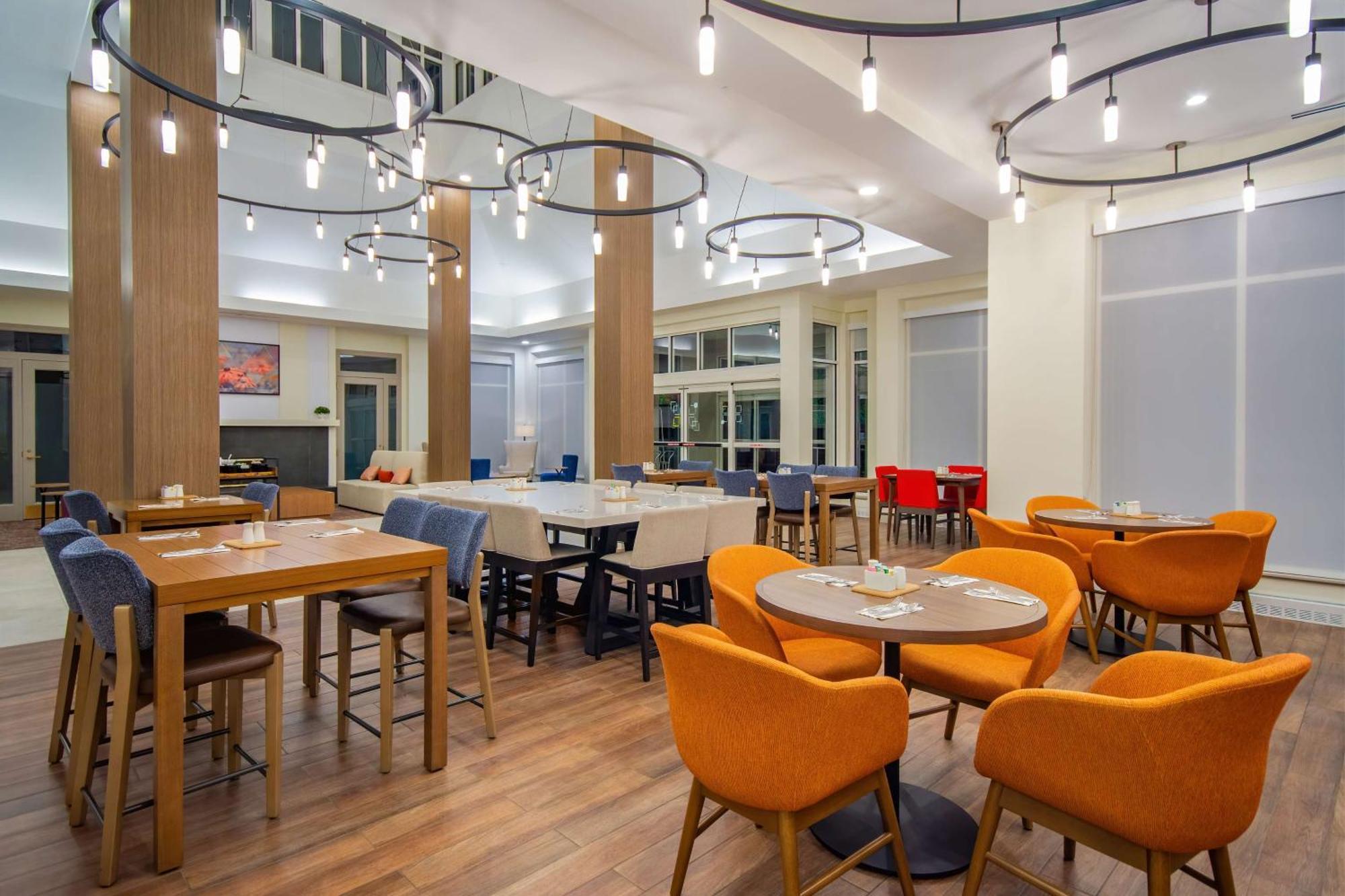 Hilton Garden Inn Danbury Exterior foto