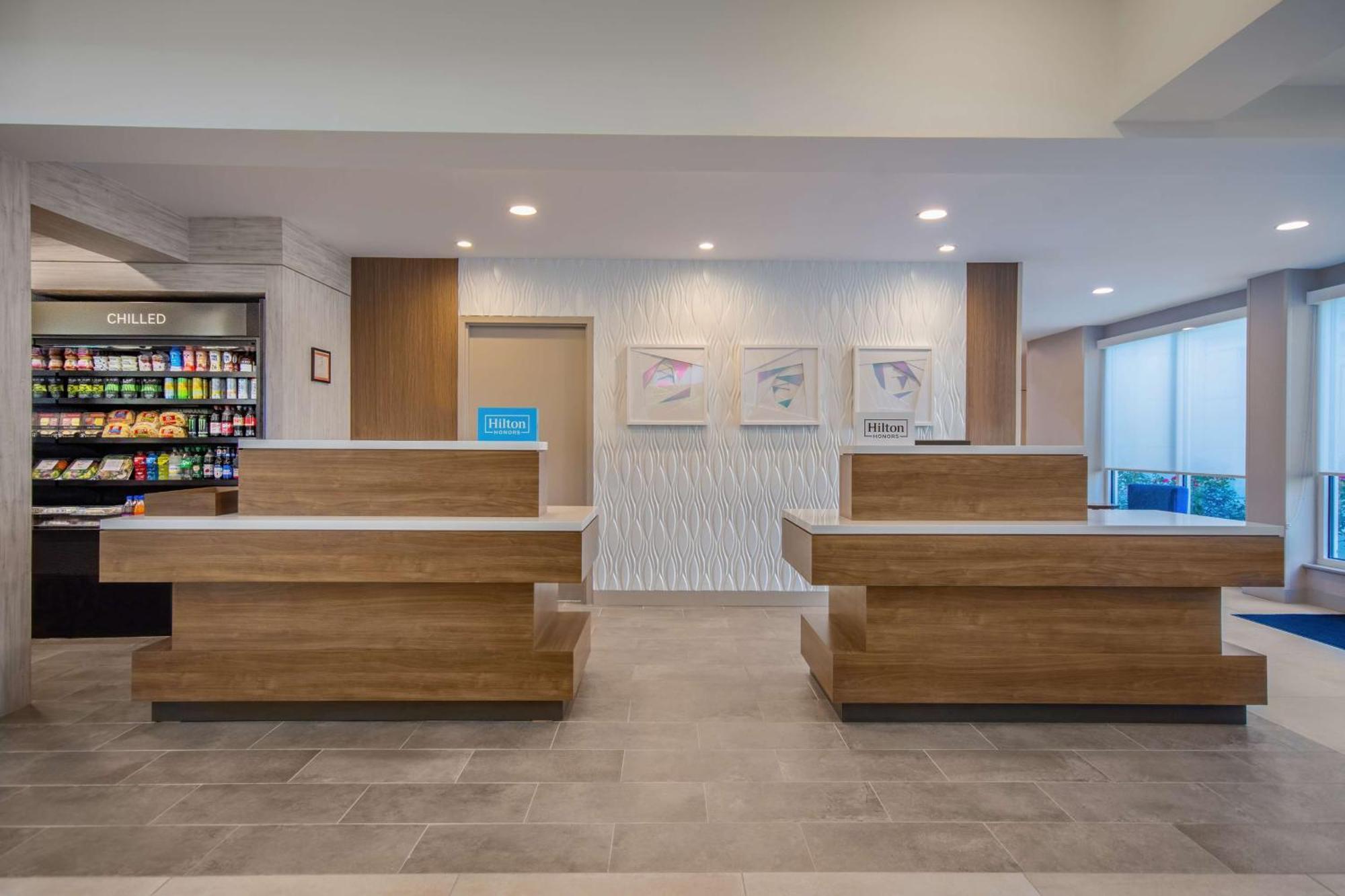 Hilton Garden Inn Danbury Exterior foto