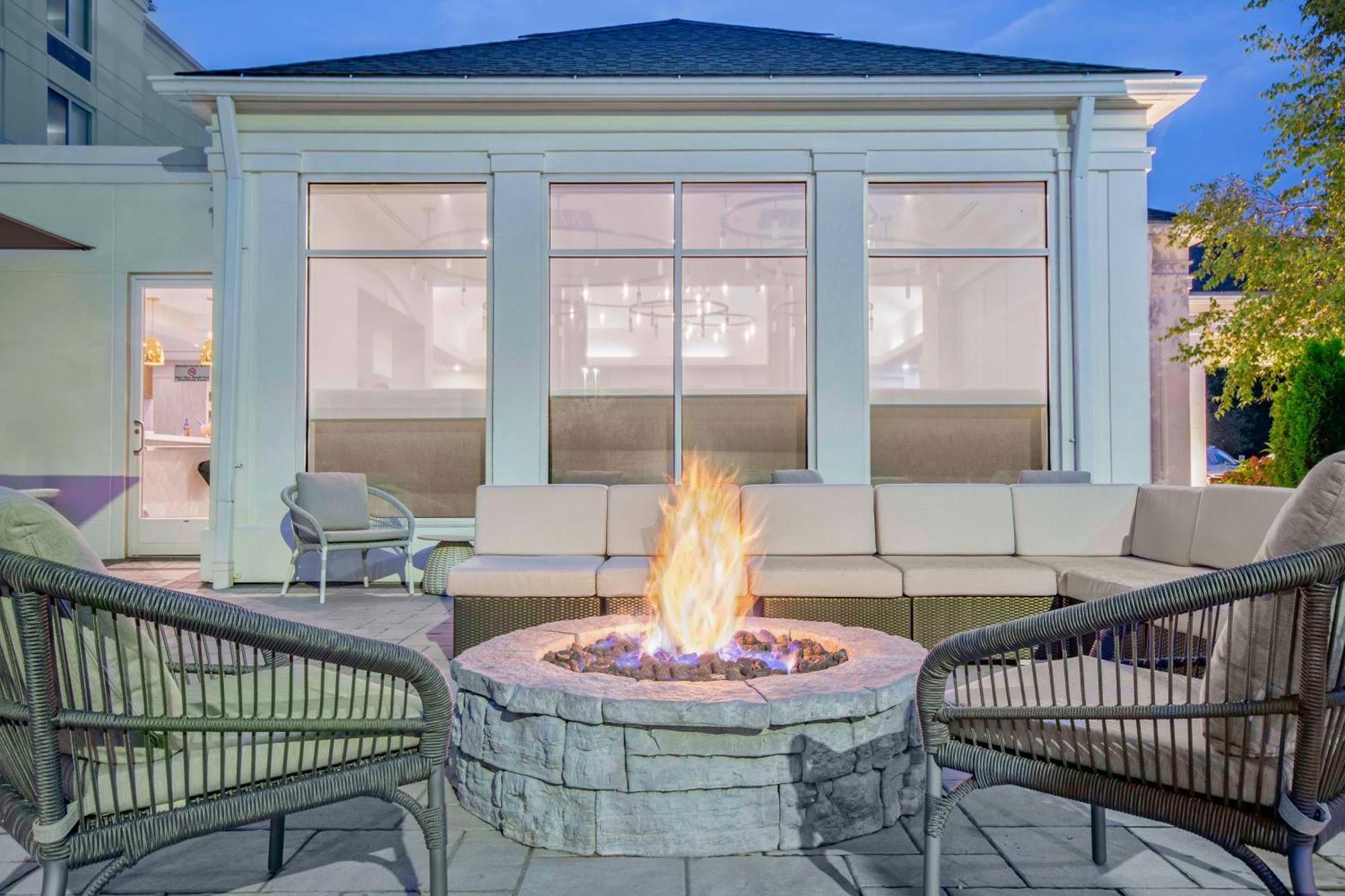 Hilton Garden Inn Danbury Exterior foto